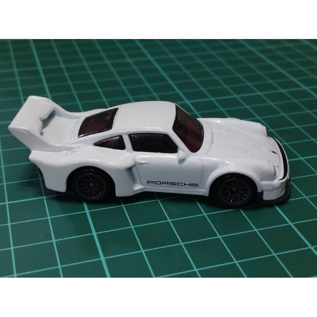 Hot wheels loose mulus - putih