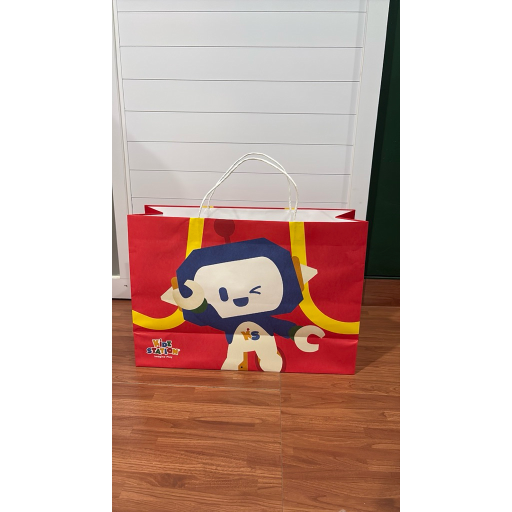 paper bag/paperbag/tas kertas/kantong belanja/kidz station
