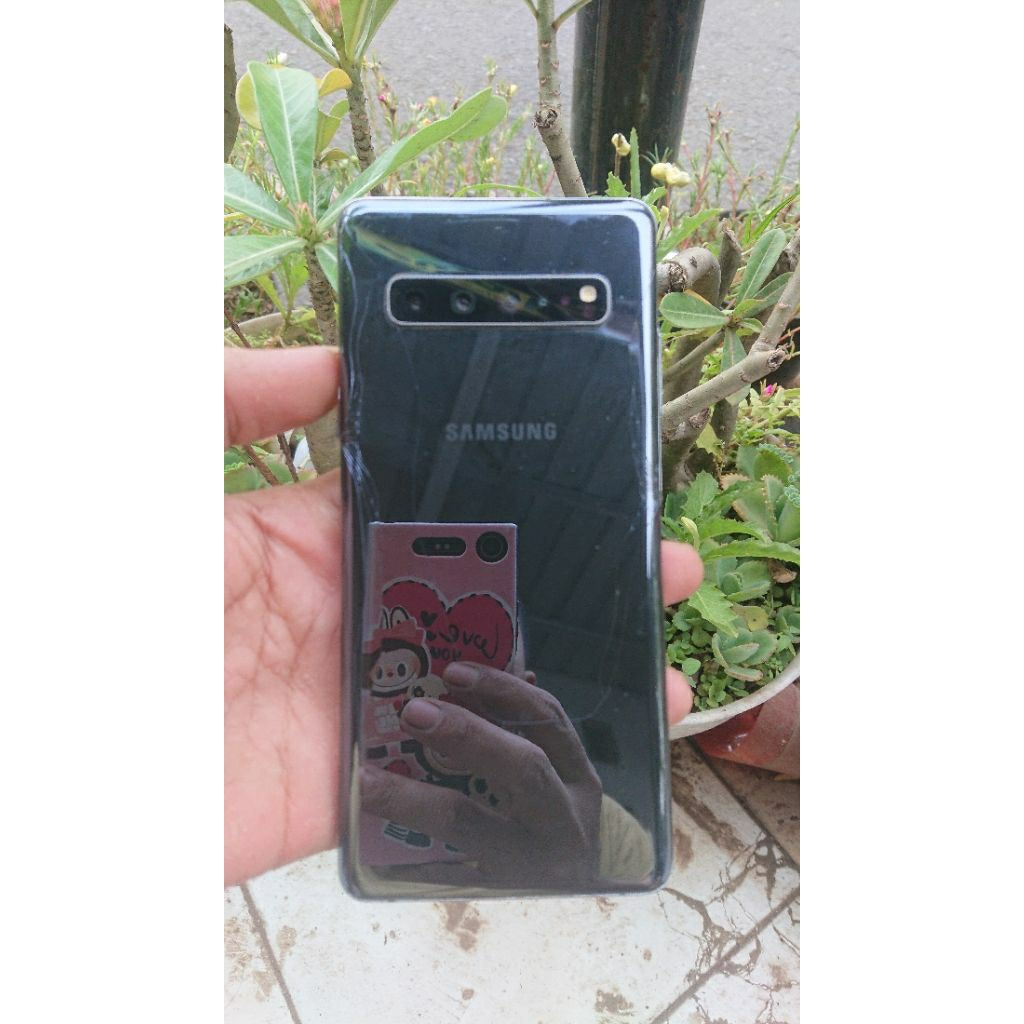 Samsung galaxy S10 5g 8/256/hp second minus