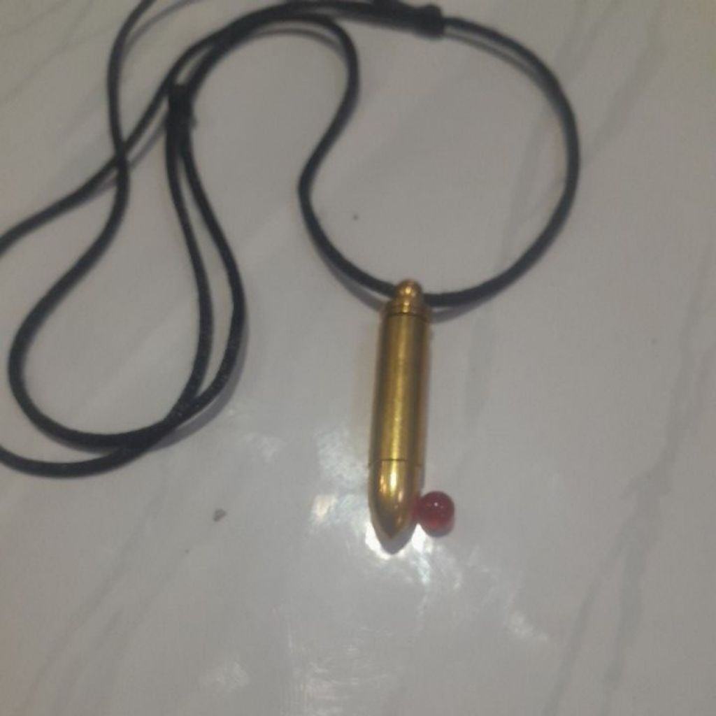 kalung pendant kuningan bentuk pluru bonus batu siam bulat minikalung pendant kuningan bentuk pluru 