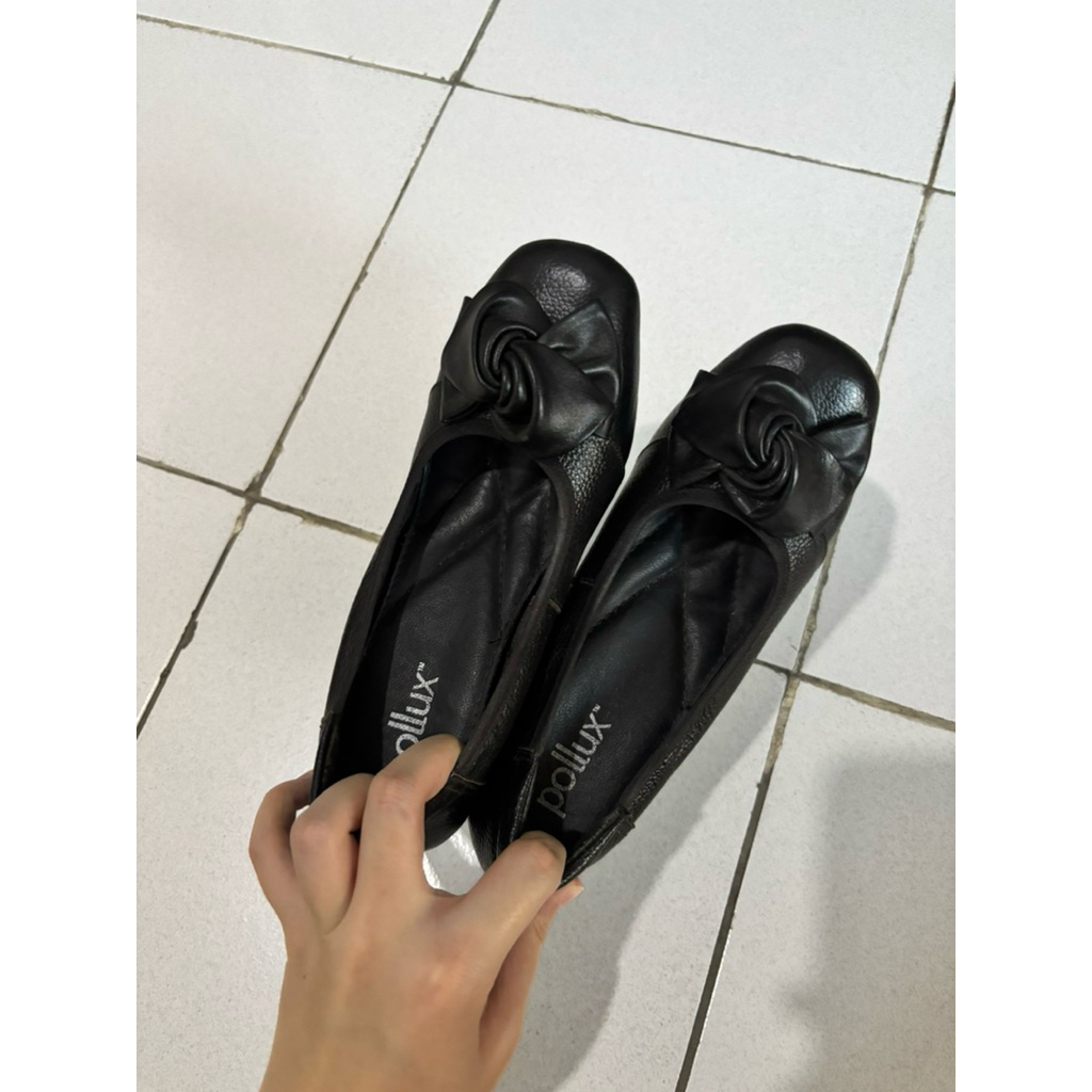 [PRELOVED:SOLD] Sepatu Pollux