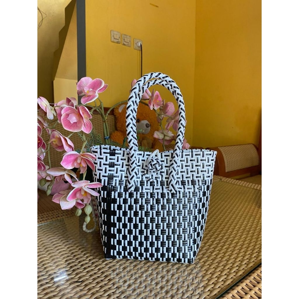 Totebag Jali Jali Premium Mini Bag Multifungsi terbaik