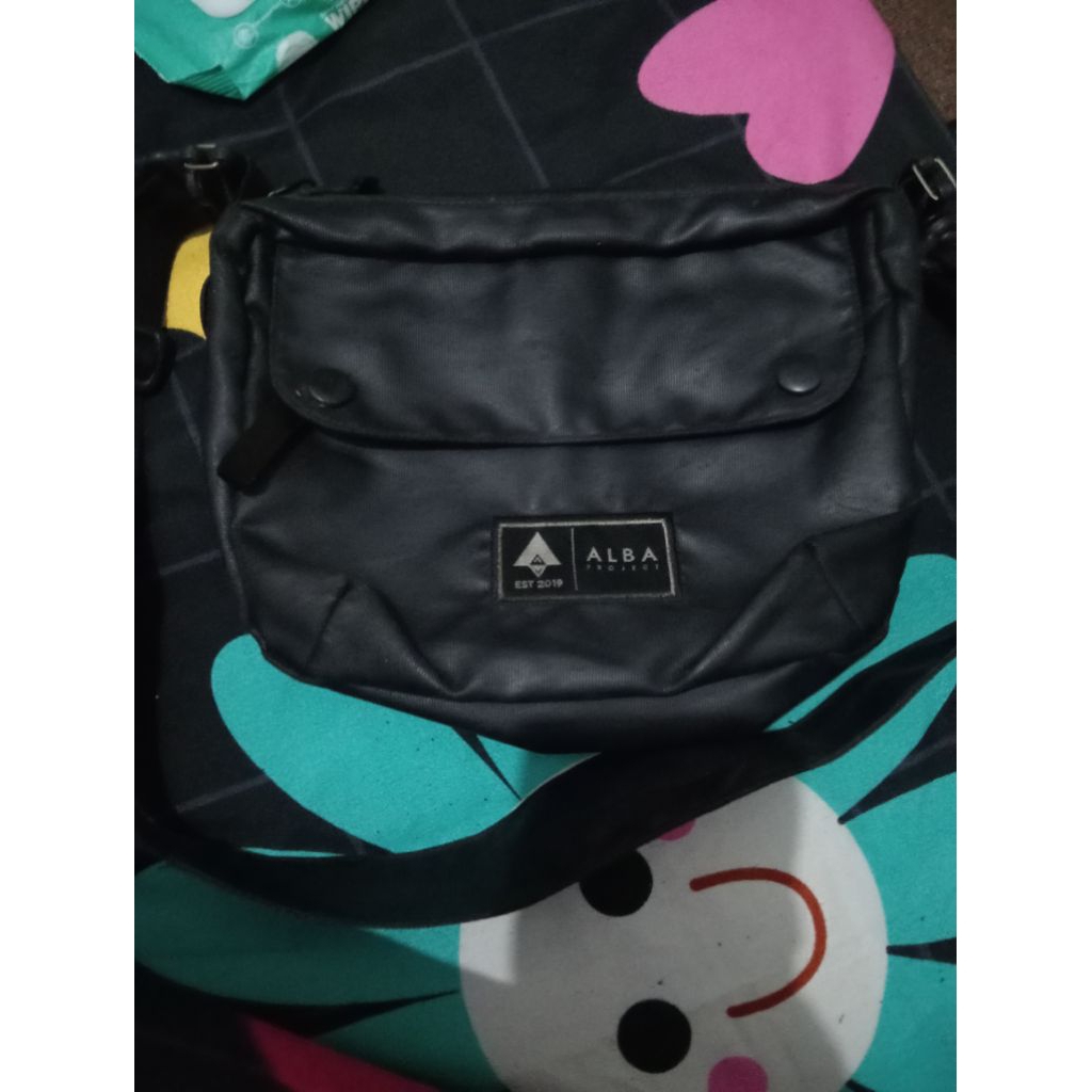 PRELOV TAS selempang (Sling bag) PRIA warna hitam