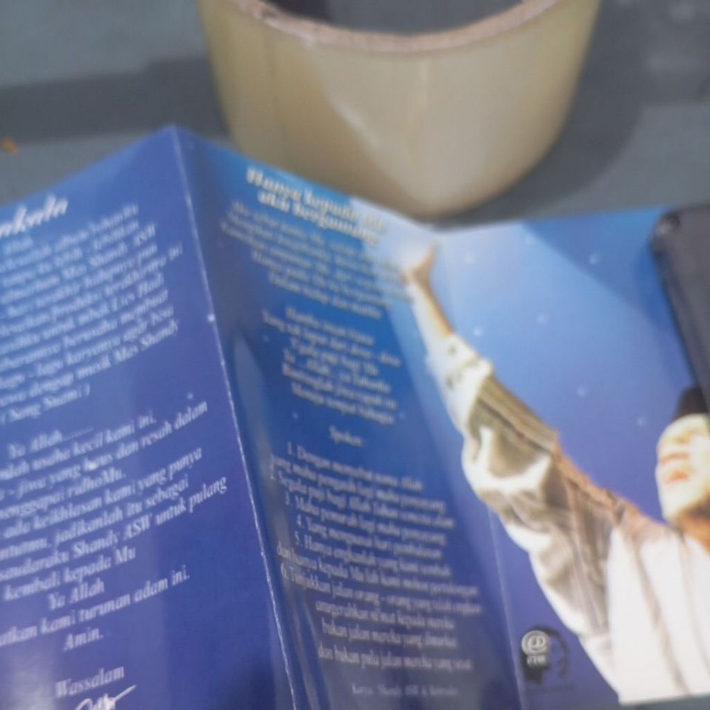 kaset pita gito rollies hanya padamu ku bergantung