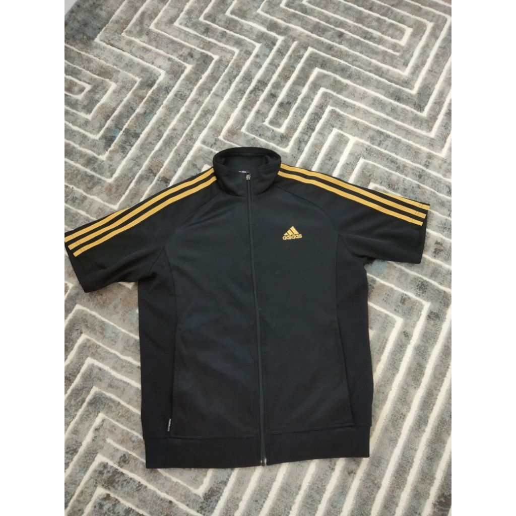 jaket trakctop adidas lengan pendek,,lofo bordir,,mulus ky baru