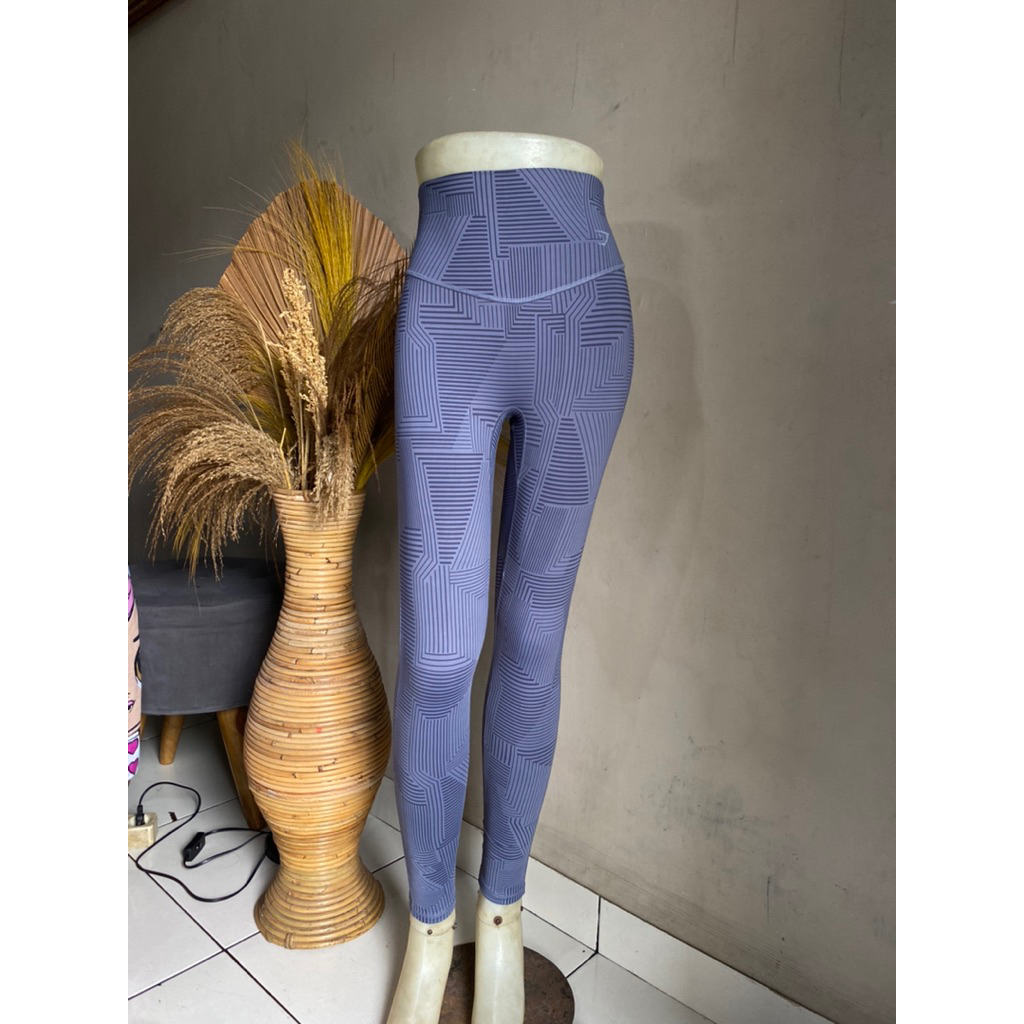 LEGGING GYMSHARK MOTIF RARE ORIGINAL S