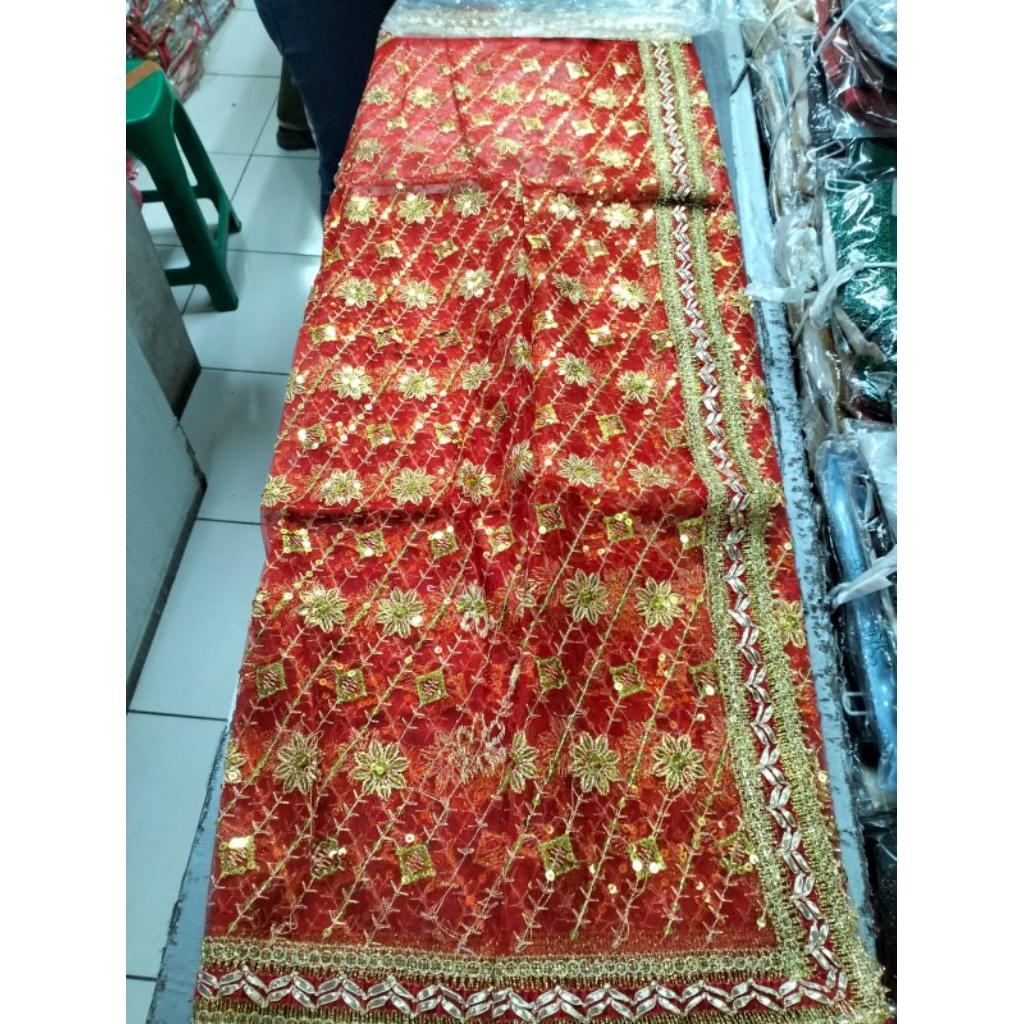 DUPATTA / SELENDANG MERAH SARI SARANGAN INDIA