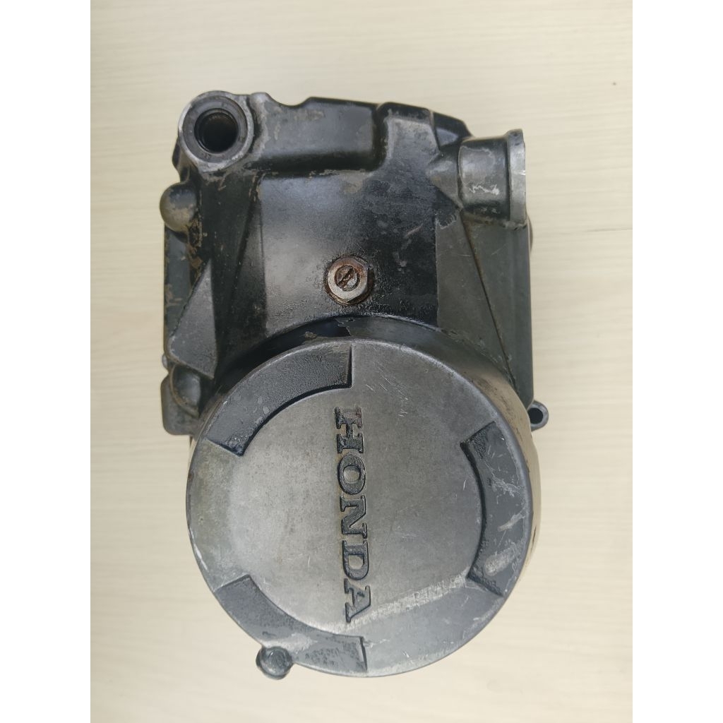 BLOK BAK KOPLING BAK KANAN HONDA REVO LAMA(scond) ORIGINAL.