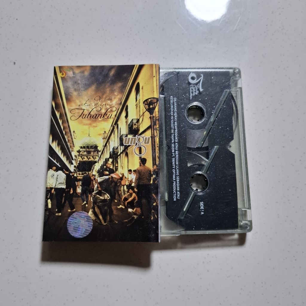 Kaset Pita Musik Ungu - Aku Dan Tuhanku