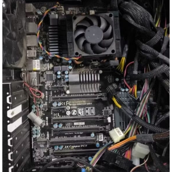 Gigabyte 990FX GA-990FXA-UD3 AM3+ Support AMD Vishera 8350 8370