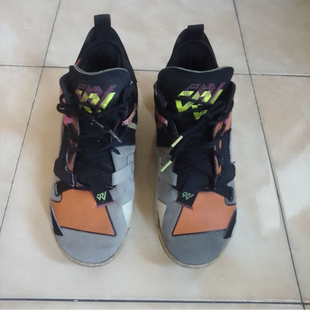 SEPATU BASKET ORIGINAL Air Jordan Why Not Zer0.4 PF  Shattered Backboard Kode DD4886-100 -  baca des