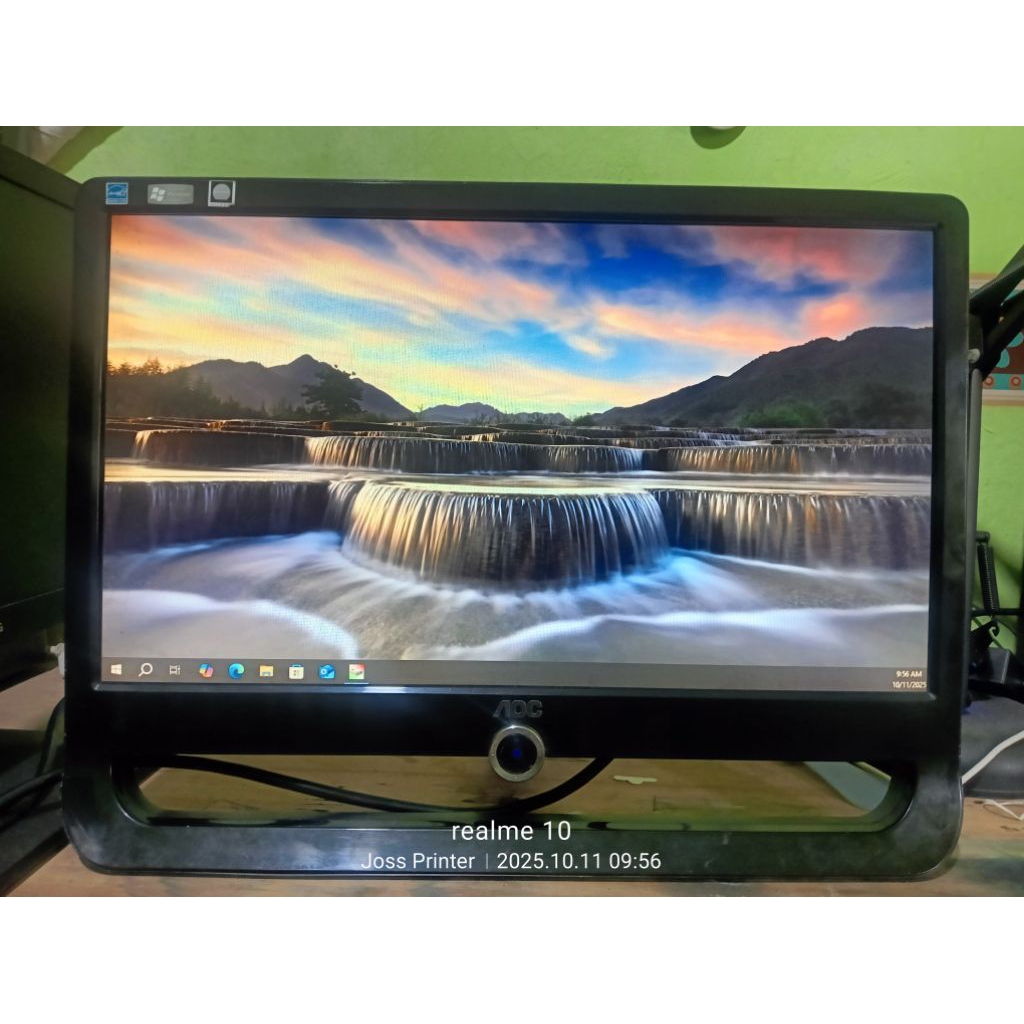 Monitor AOC 19 inch normal siap pakai