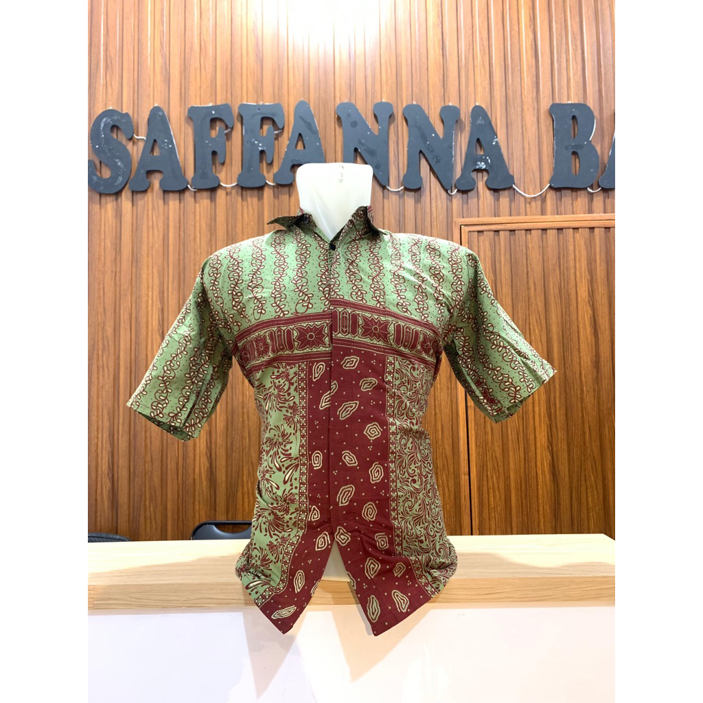 Batik Pria Lengan Pendek Katun Hijau