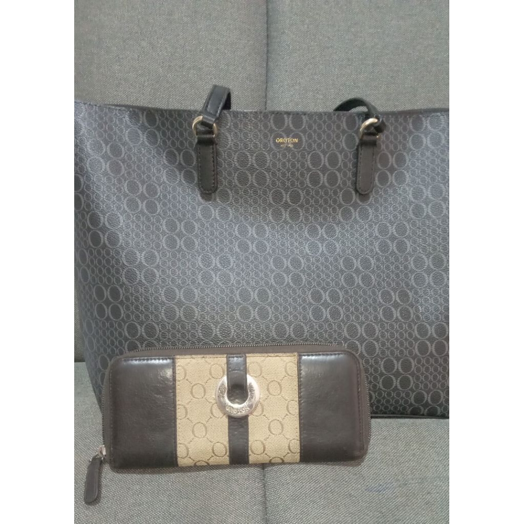 tas oroton free dompet oroton