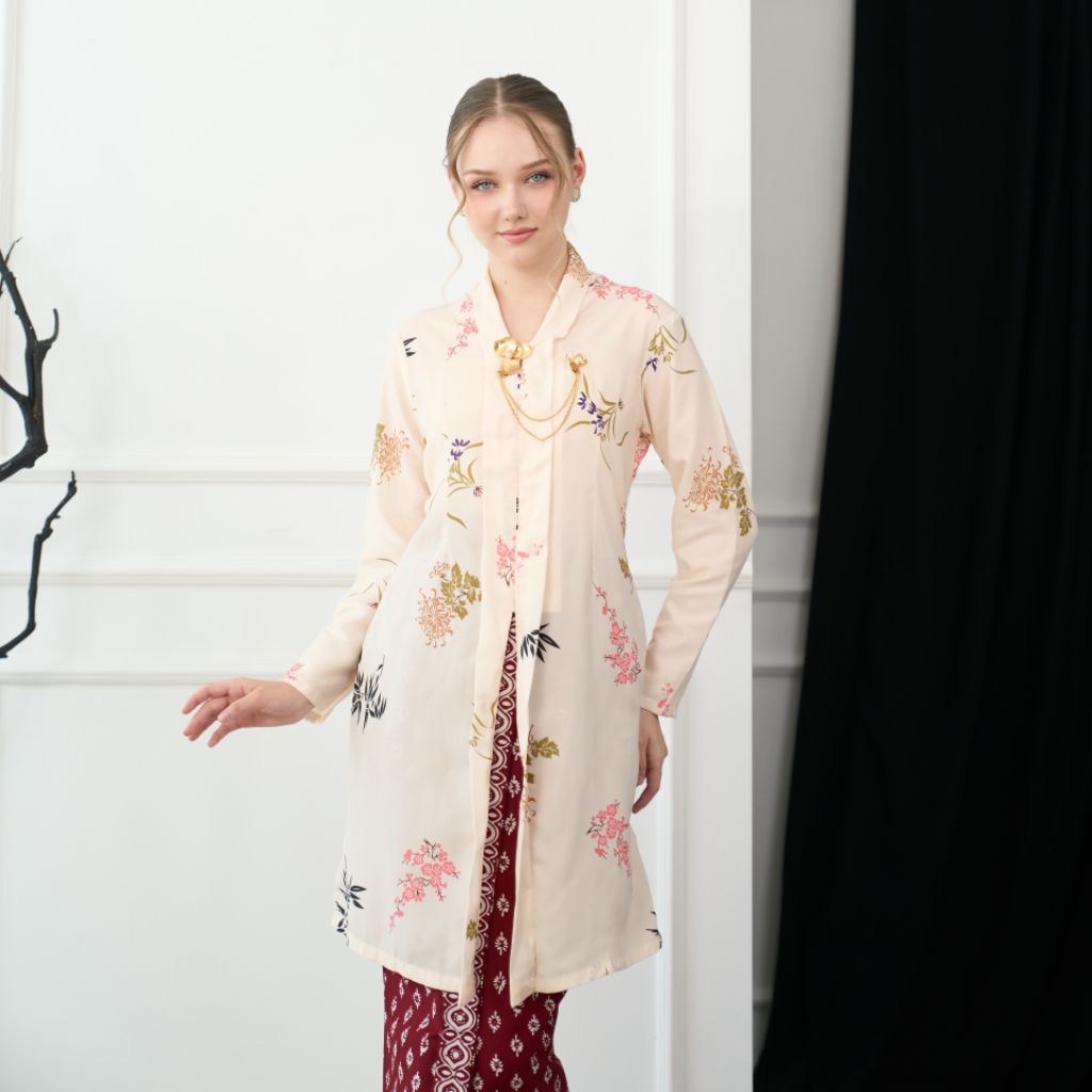 Kebaya Kartini Tunik Klasik / Kartini Panjang Bridesmaid Cream