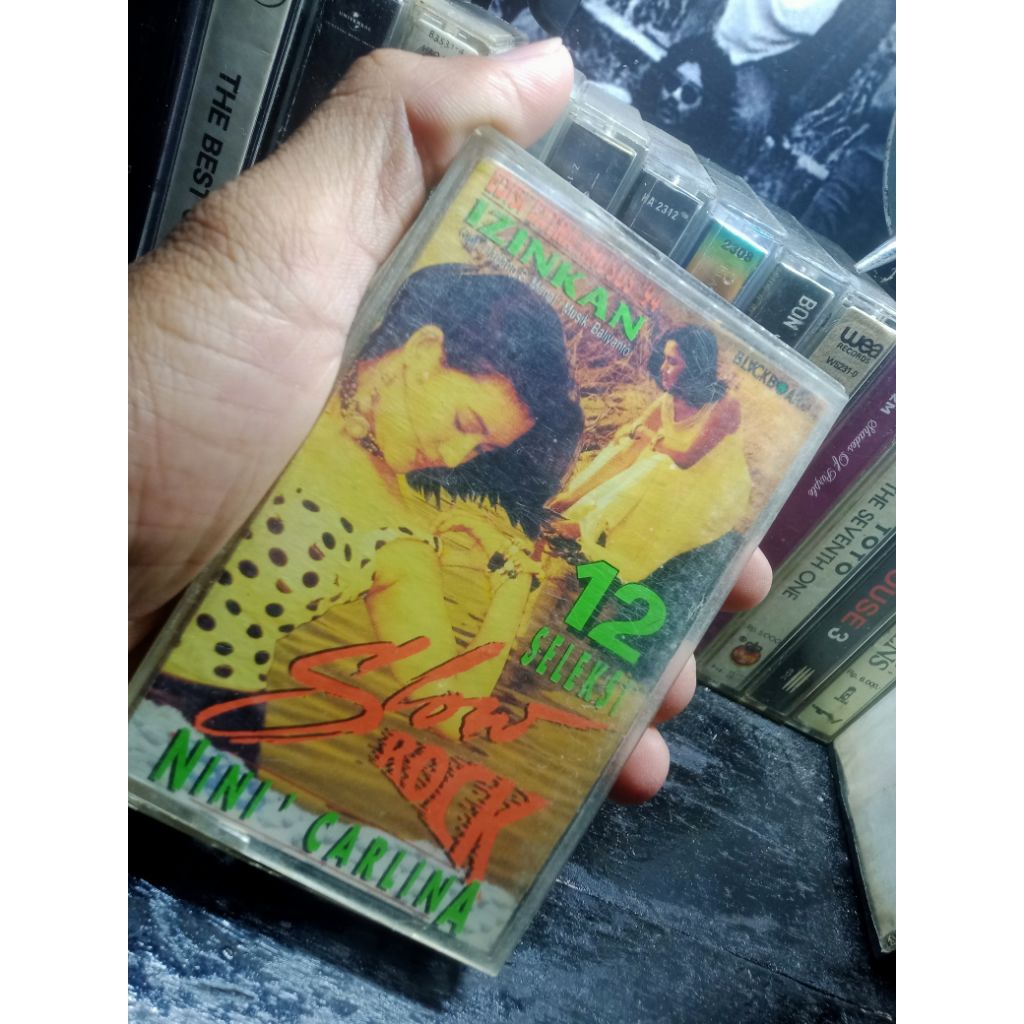 Kaset Nini Carlina - 12 seleksi slow rock