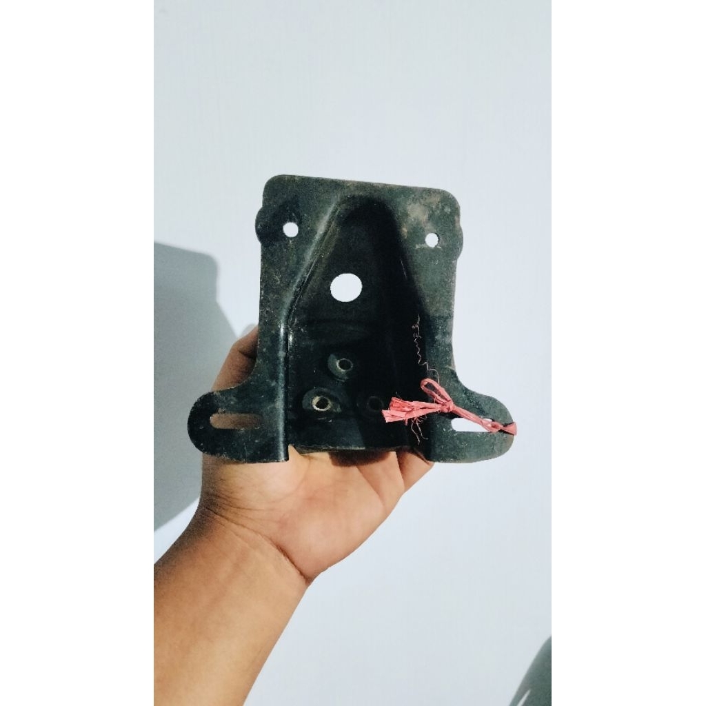 PANGKON DUDUKAN STOPLAMP LAMPU BELAKANG RXK RXS RX KING ORIGINAL