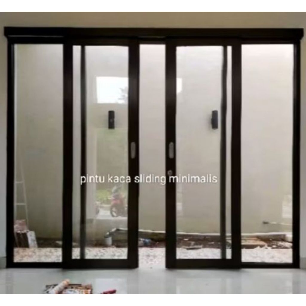 satu set kusen dan pintu kaca dua seleding, jendela kaca mati kanan dan kiri alumunium 4 in.ukuran L