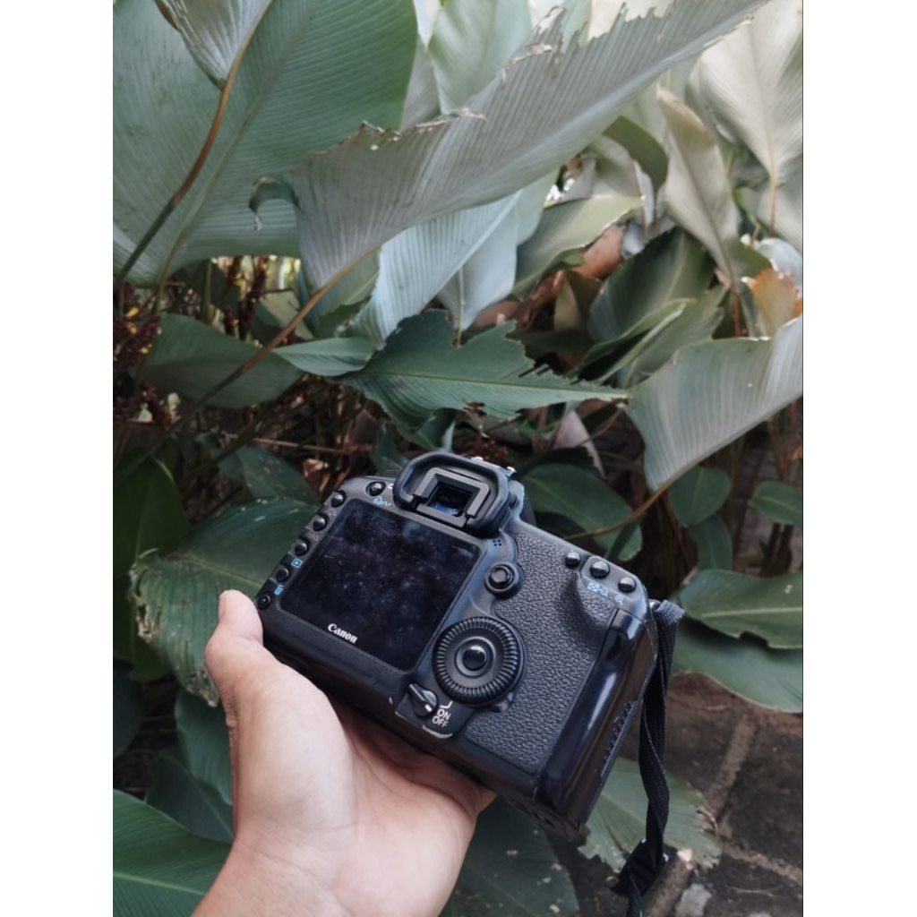 KAMERA CANON 5D MARK II