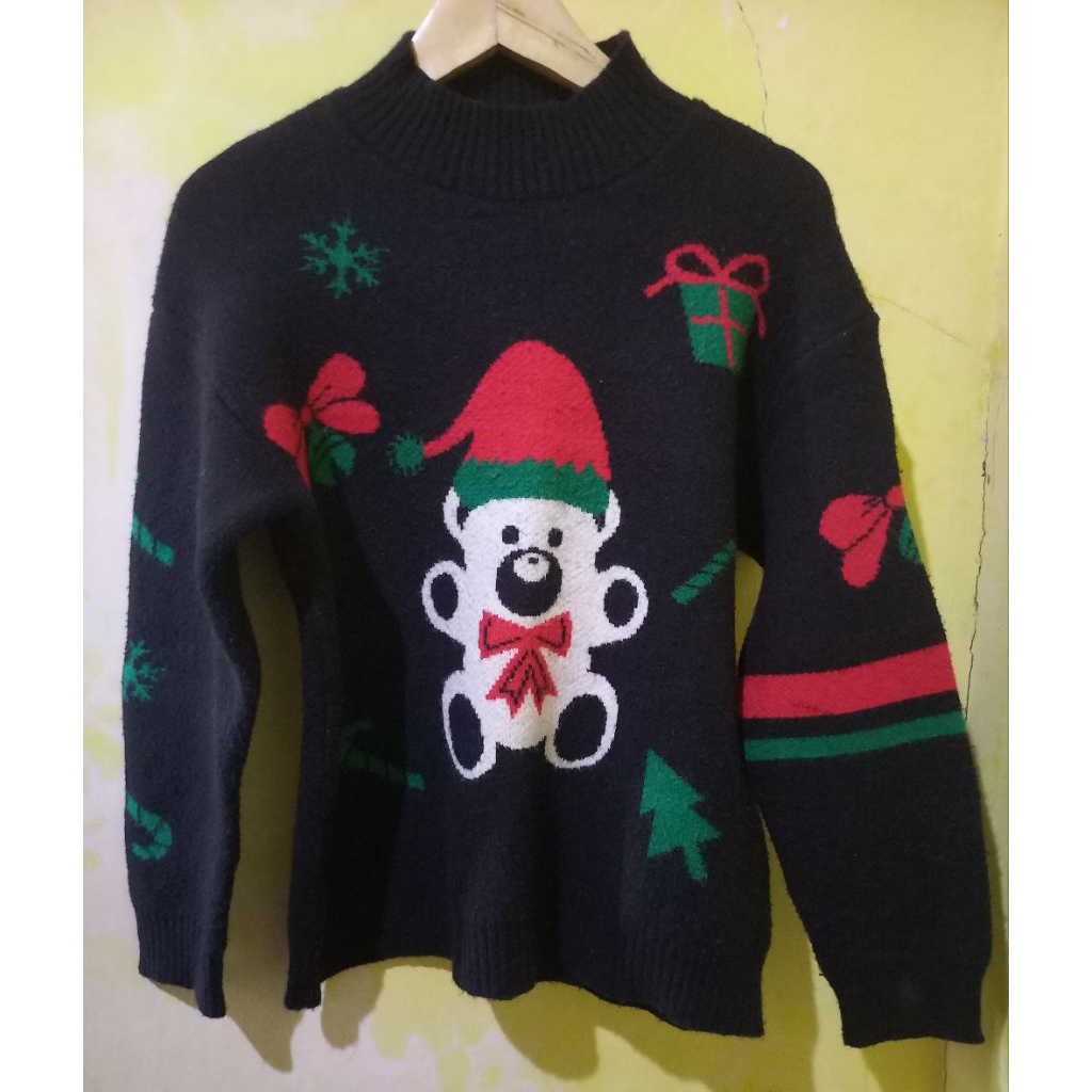 Rajut sweater bear