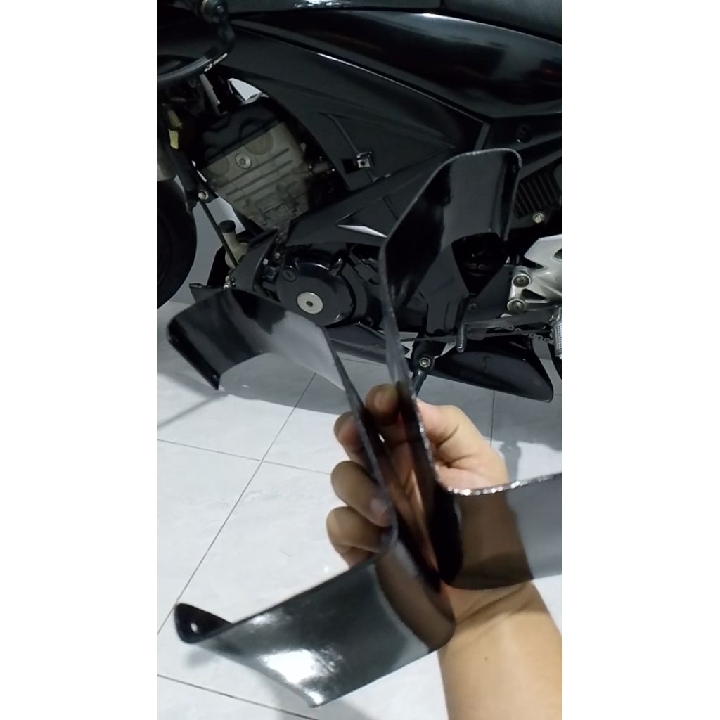 Aero winglet bagian bawah GSX150R Model Ducati MotoGp.