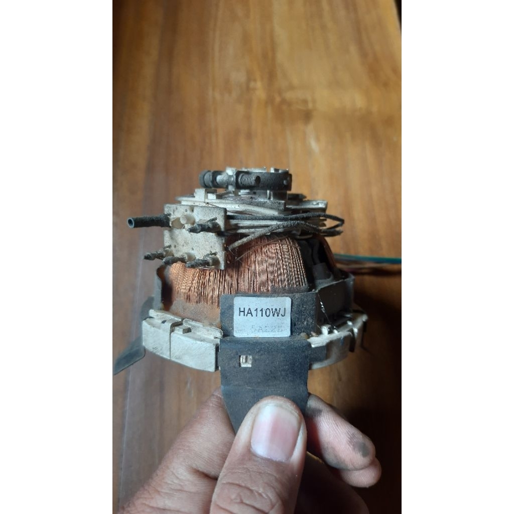 yoke tv sharp 21 inch leher kecil