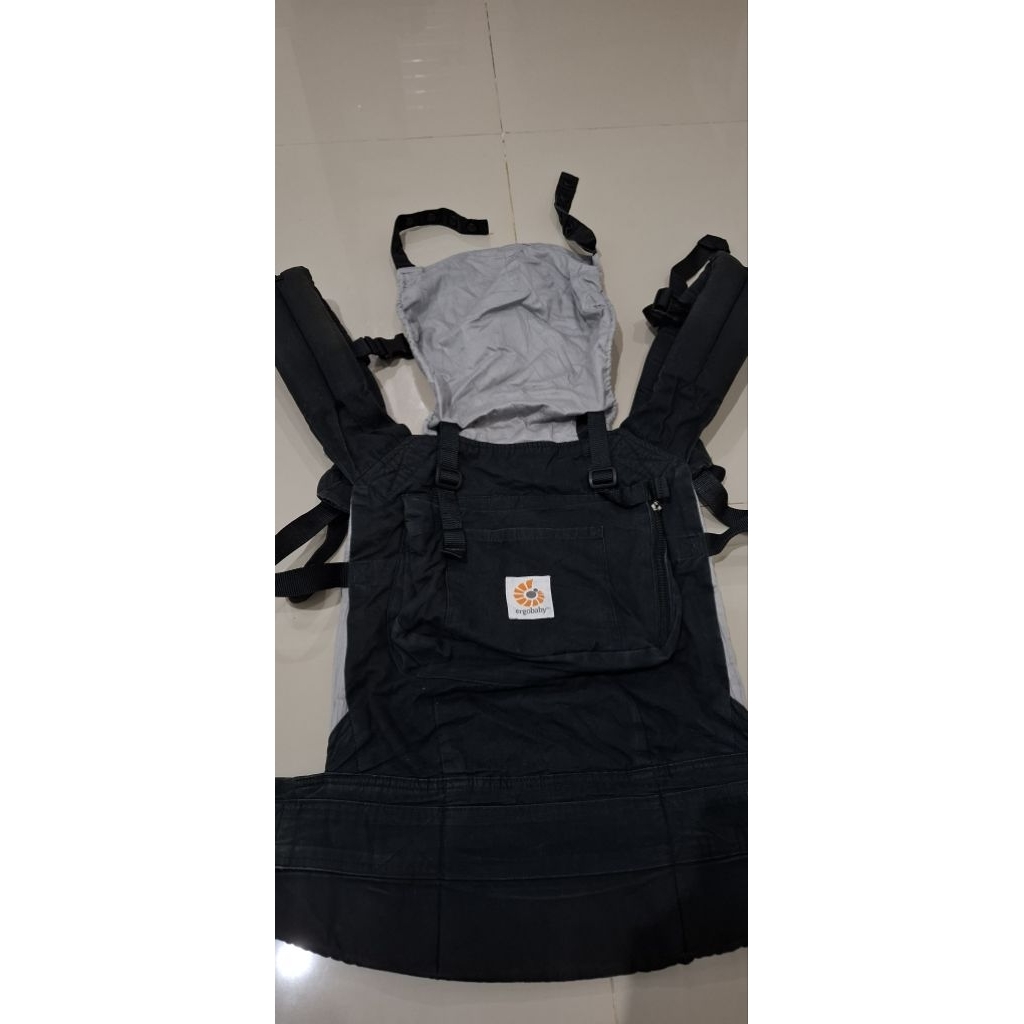 Gendongan Bayi Second Preloved  Ergobaby