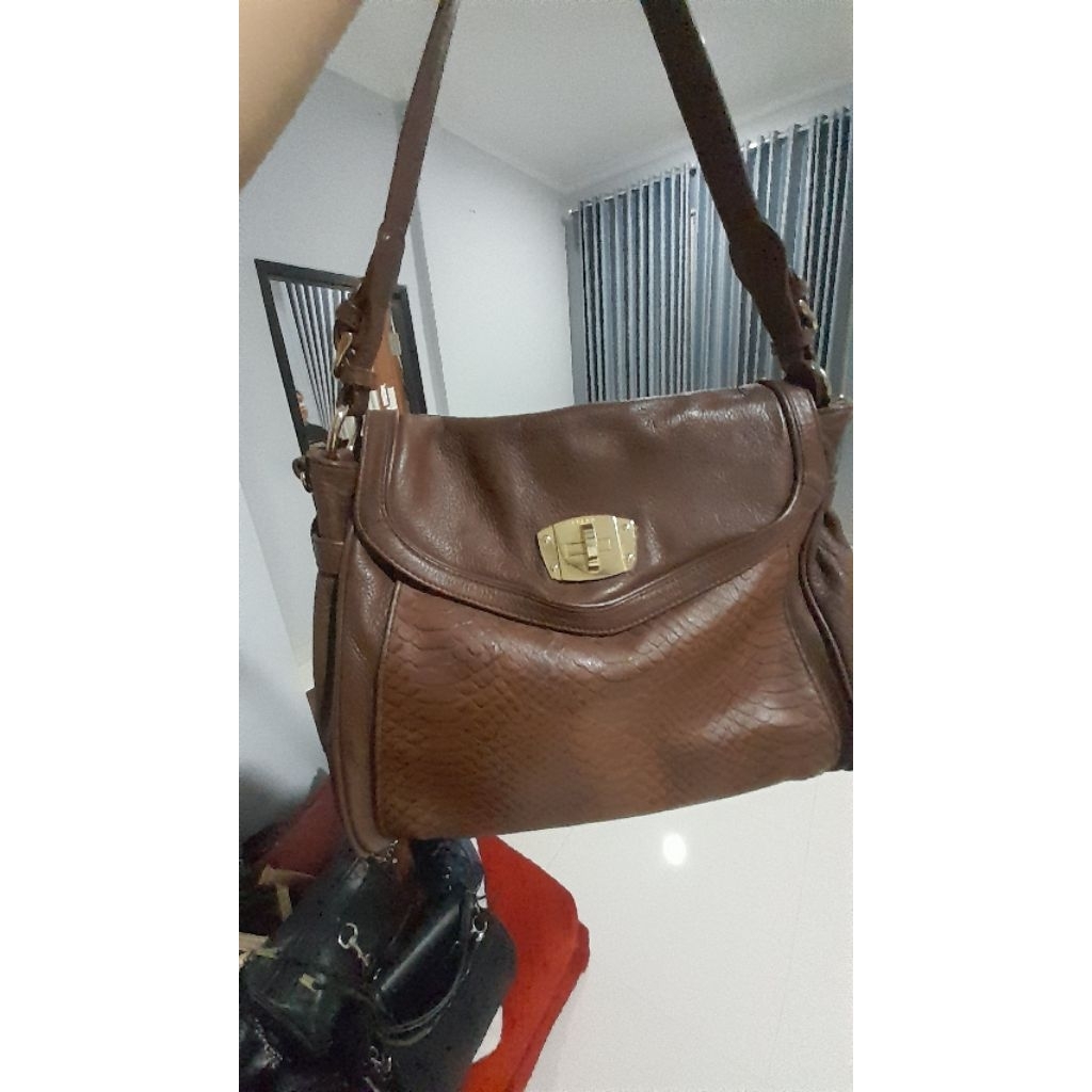 tas kulas cantik gemoy punya tante erna