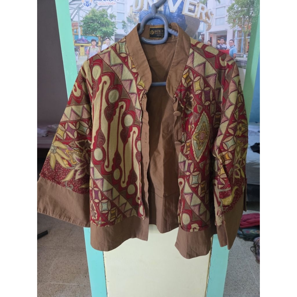 batik roebini