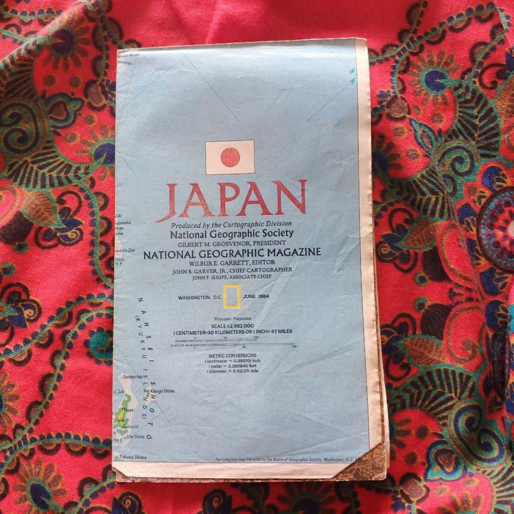 PETA NATIONAL GEOGRAPHIC MAGAZINE JAPAN