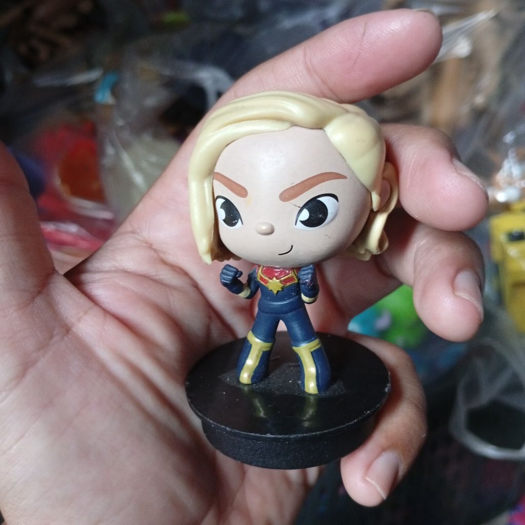 the marvel toper toys captain marvel figure ori