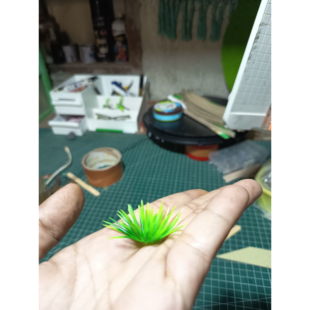rumput plastik, hiasan maket/diorama rumah kardus