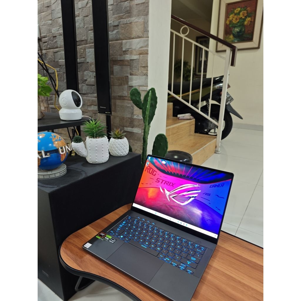 Laptop Asus ROG Zephyrus G14 GA403UU RTX4050
