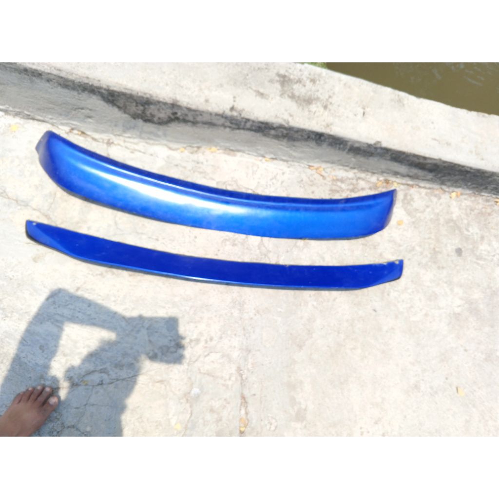 Ducktail Fiber dan topi fiber untuk mobil timor