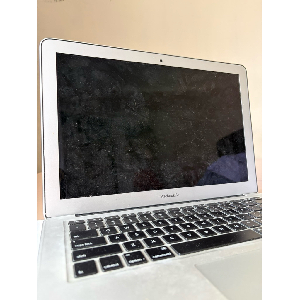 Preloved Macbook Air 2013