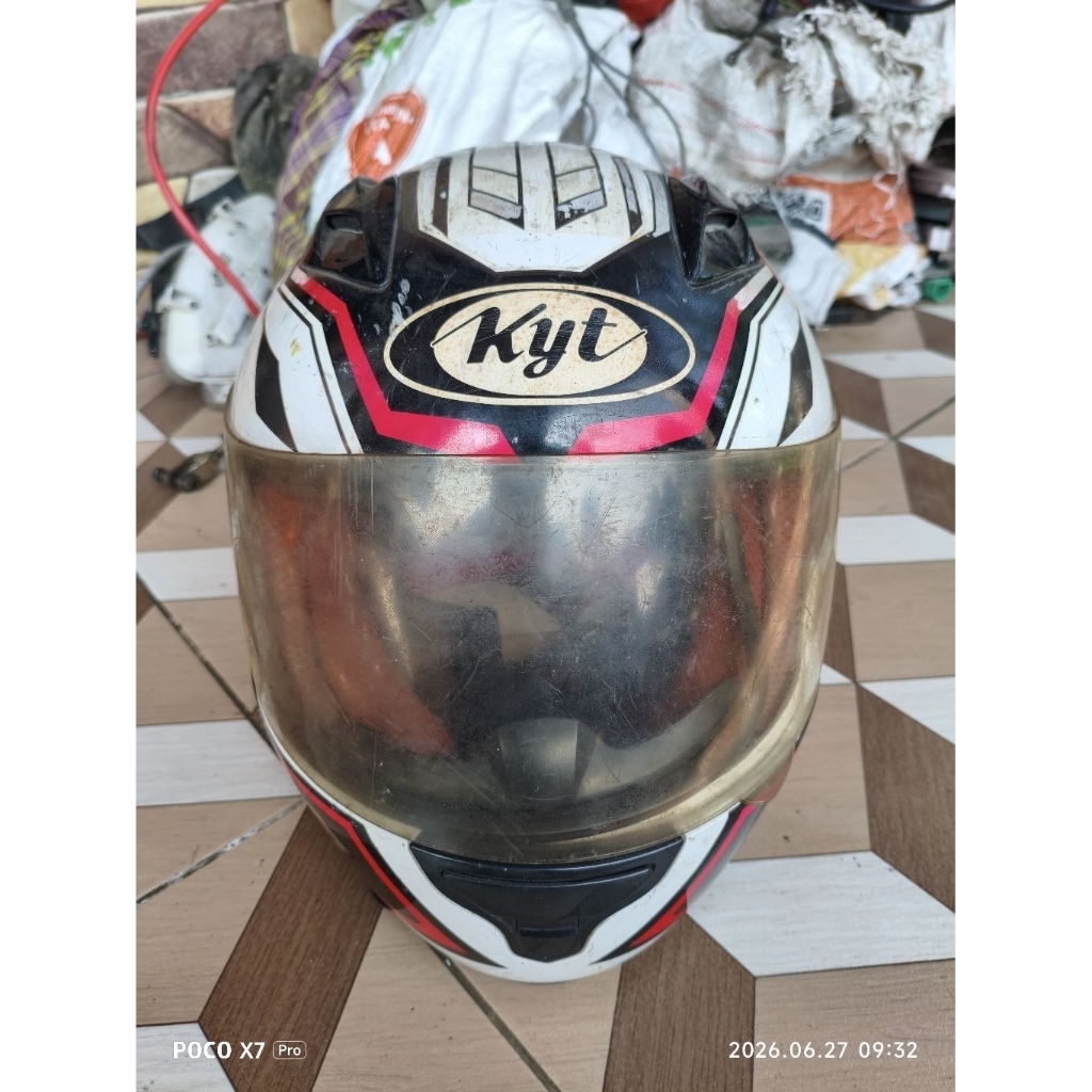 helm full face kyt RC 7 original second ukuran L