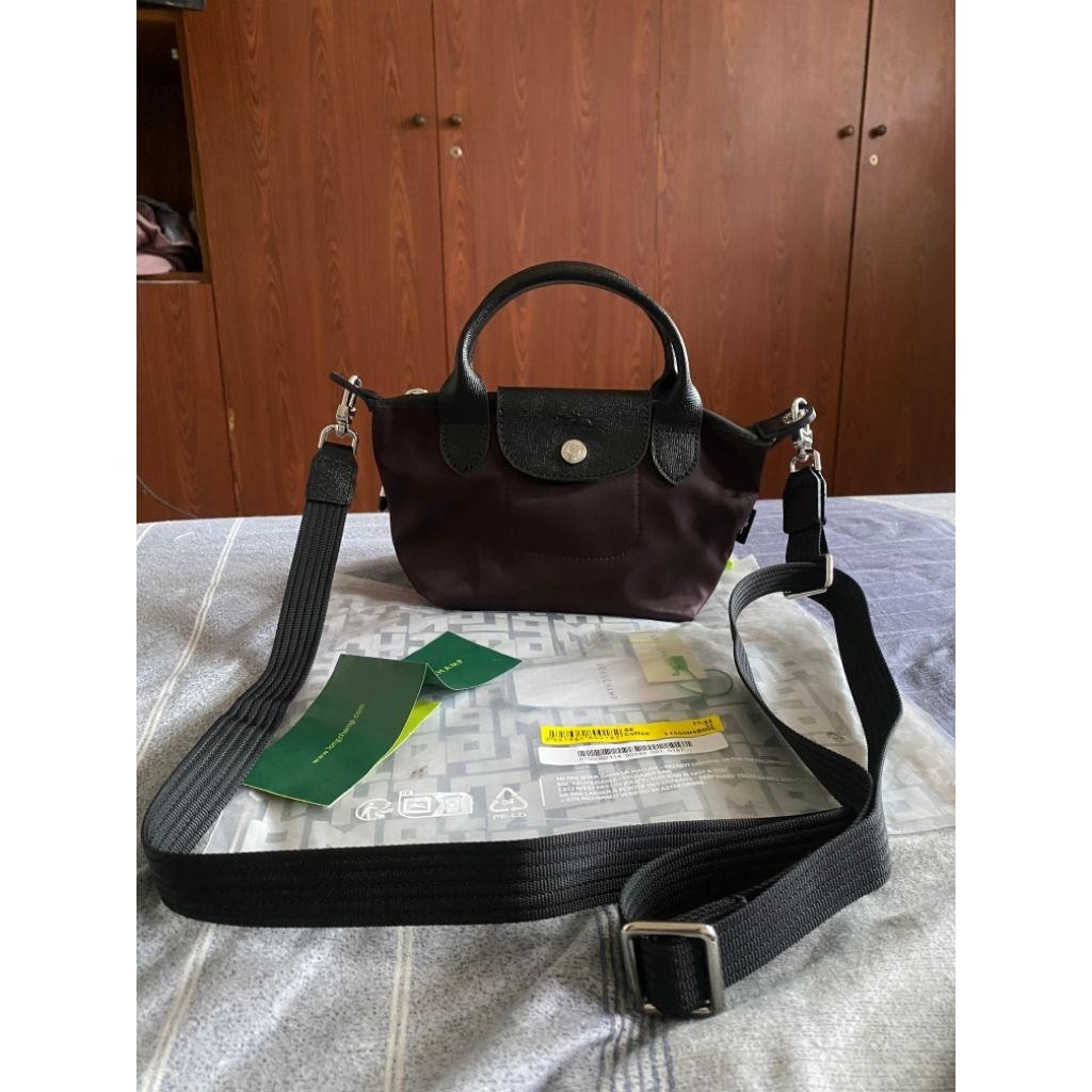 Nylon coffee sling bag preloved