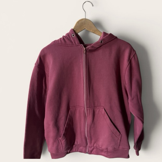 (Preloved) Jaket Hoodie Goodie Zipper Varian Warna Raspberry Size M