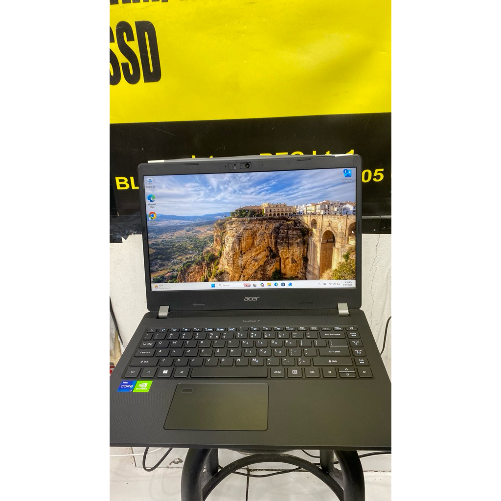 Acer Travelmate P214 Core i7 Gen 11 RAM 16GB SSD 256GB