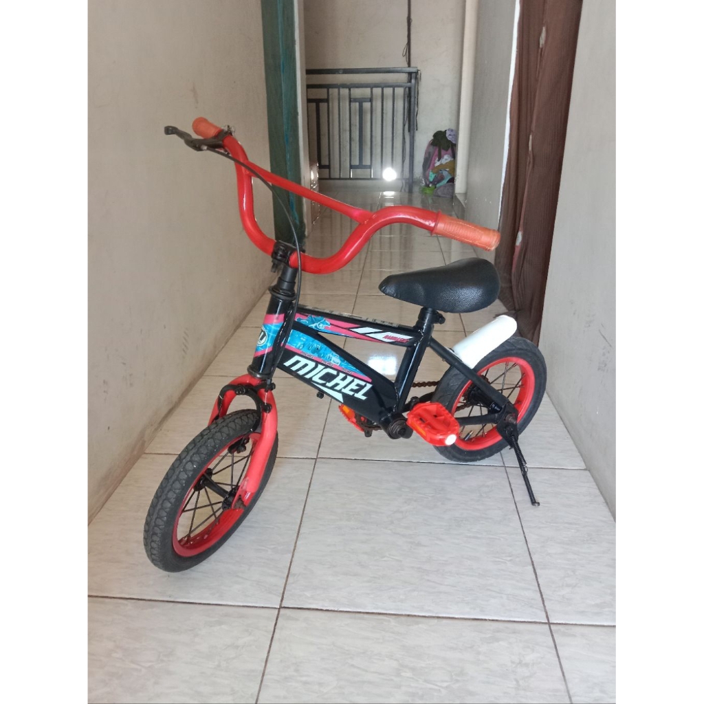 SEPEDA BEKAS UK 12" POLYGON / SEPEDA ANAK SECOND UKURAN 12 INCH MERK POLYGON REPAINT (CAT ULANG) DAN