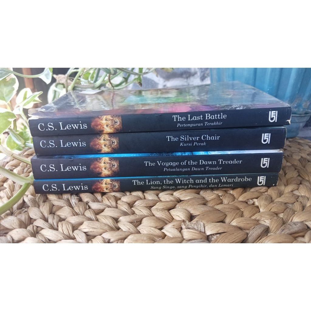 Novel The Chronicles of Narnia (preloved) - C.S.Lewis - Bahasa Indonesia