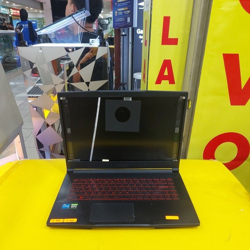 Laptop MSI MS-16WK Core i5 RTX Mati total tanpa lcd, tanpa ram , tanpa ssd jual casing dan mesin saj