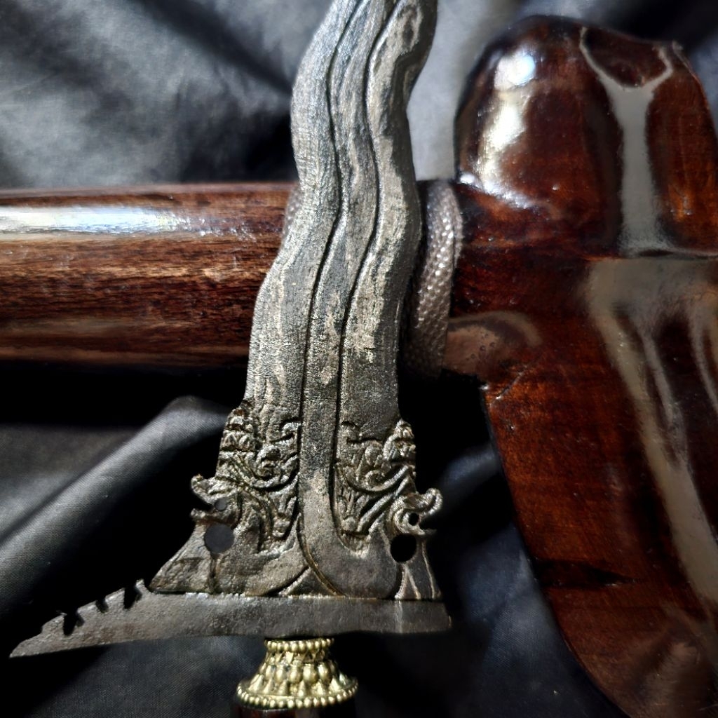 Keris Nogo Temanten Luk 13 Pamor Ngulit Semangka