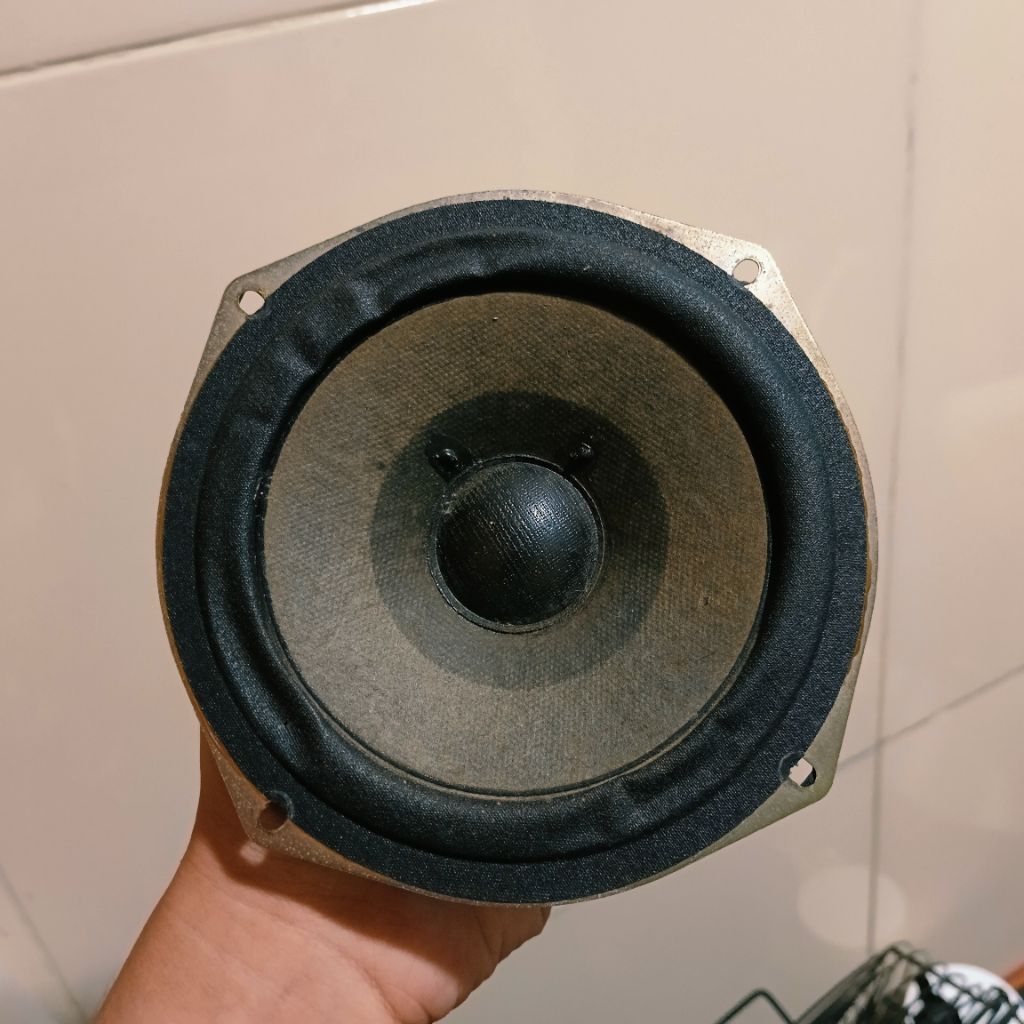 SPEAKER WOOFER SONY SINGAPORE UKURAN 5.5 INCH (baca desk)
