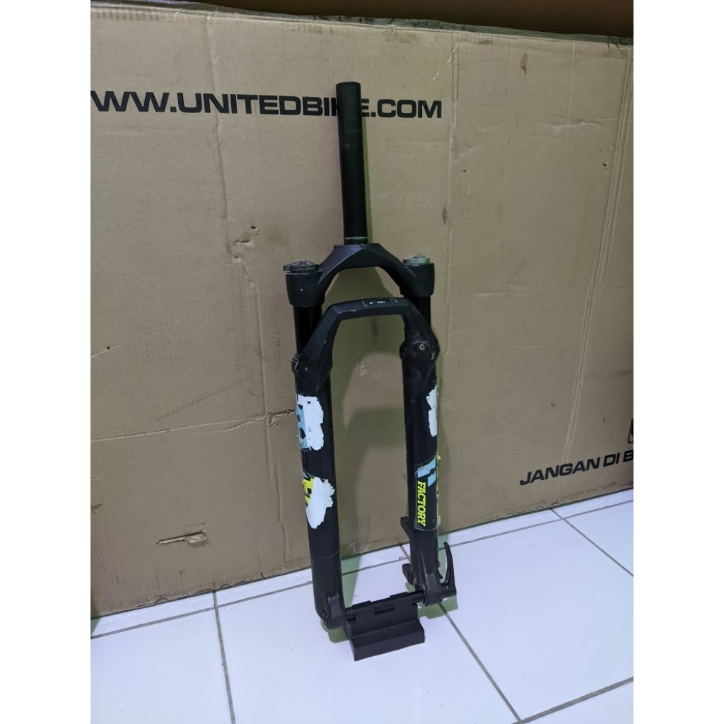 Fork Venom angin ta boost 29er travel 100mm copotan united clovis 5.10 bekas