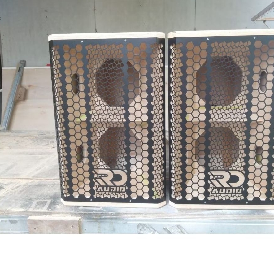 box T24 12 inch + gril custom