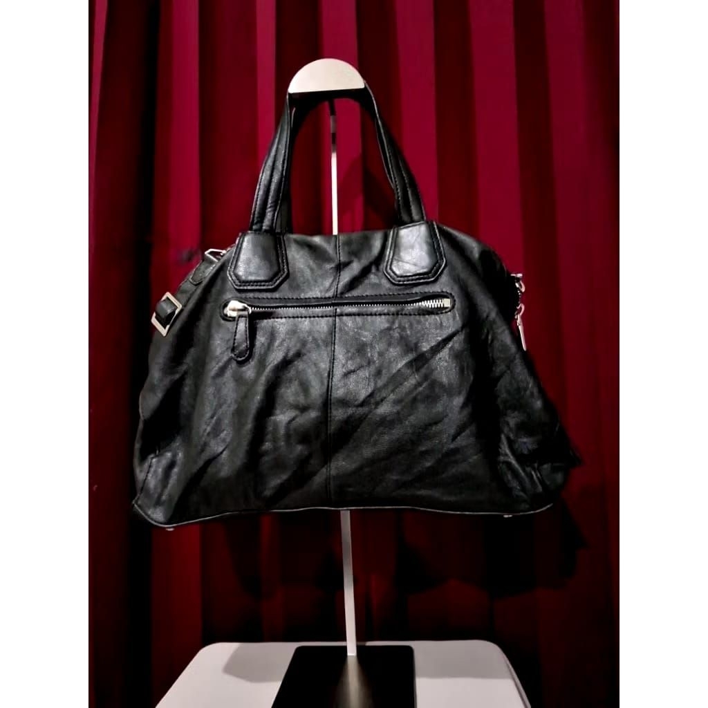 Soulder Bag Finn Esker Kulit Hitam