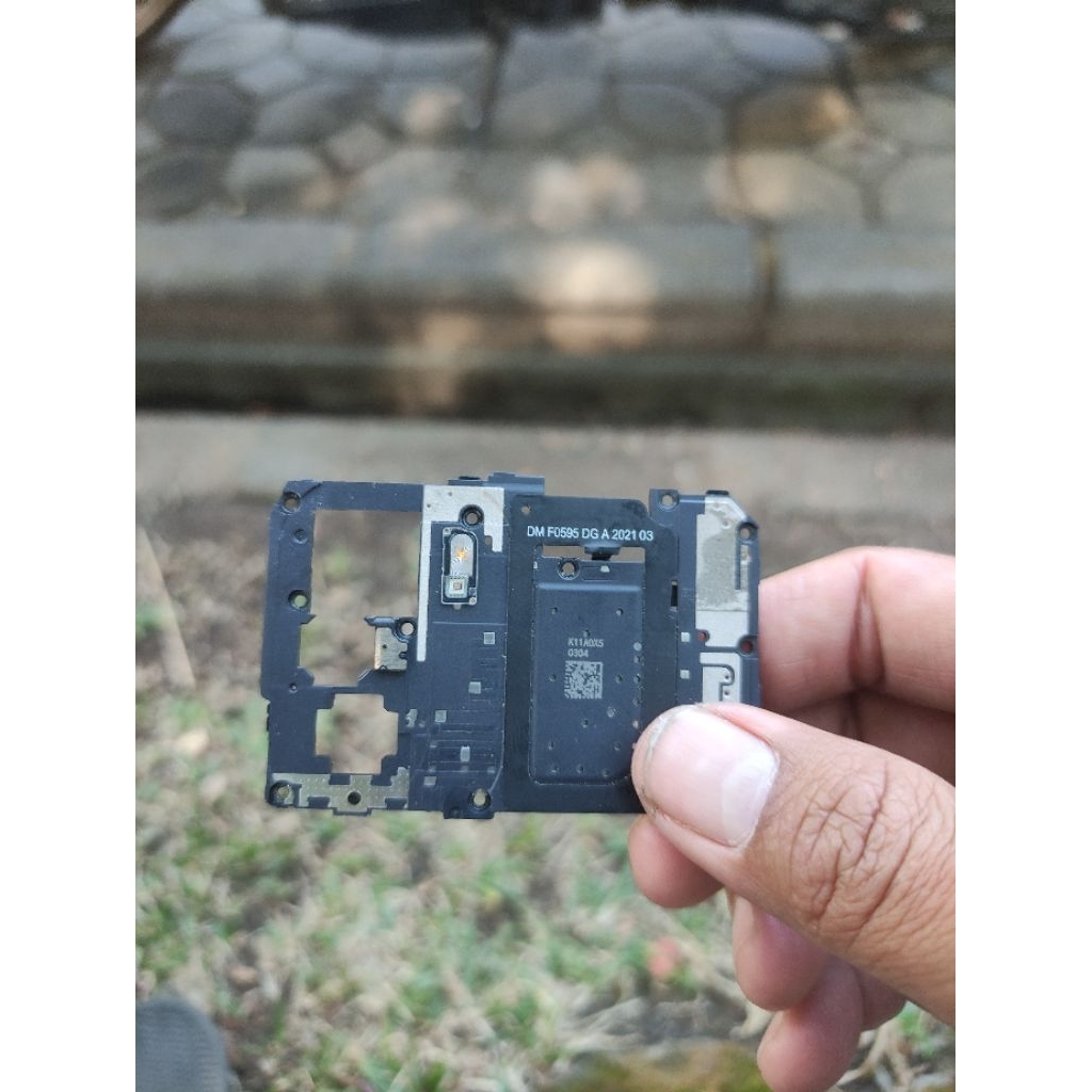 Tutup mesin Poco F3
