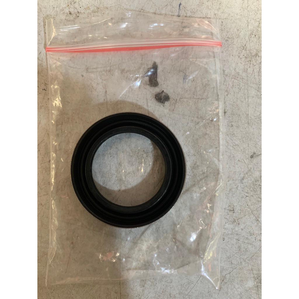 SEAL AS RODA DEPAN LAND CRUISER VX80 HDJ80 VXR ORIGINAL