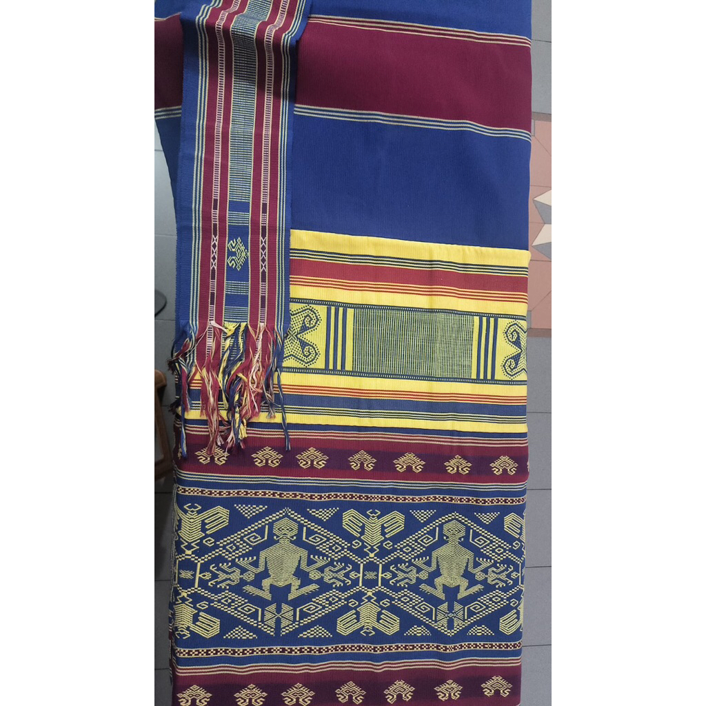 sarung sumba pahikung